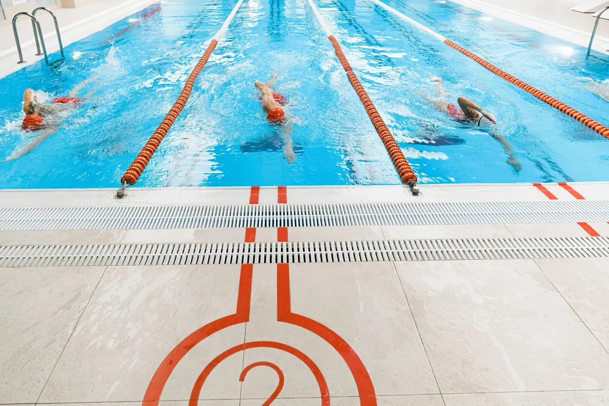 Walking or Swimming for Lower Back Pain: Which Is Kinder to Your Spine?